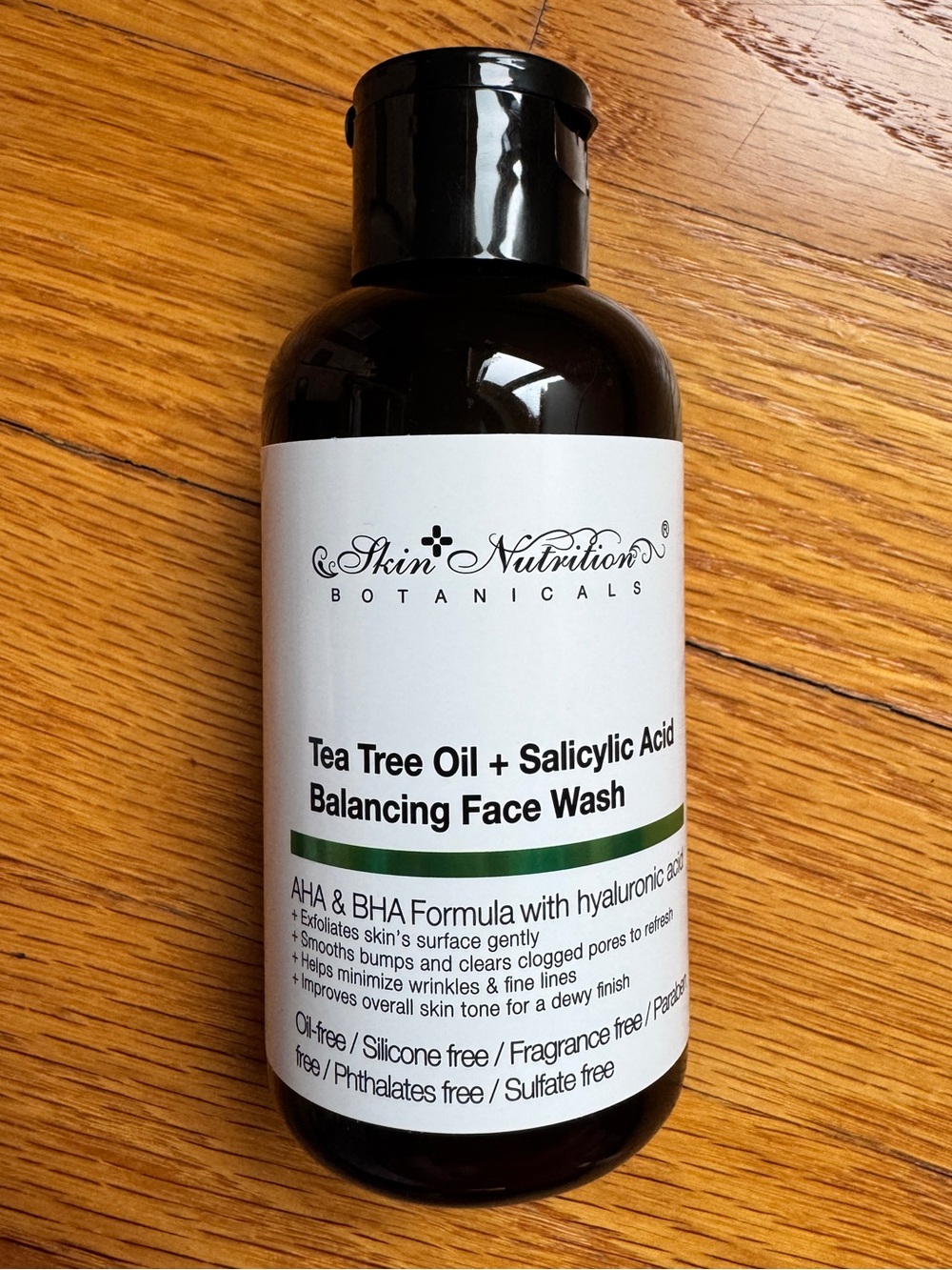 Tea Tree Oil + Salicylic Acid Balancing Face Wash — Black Bottle